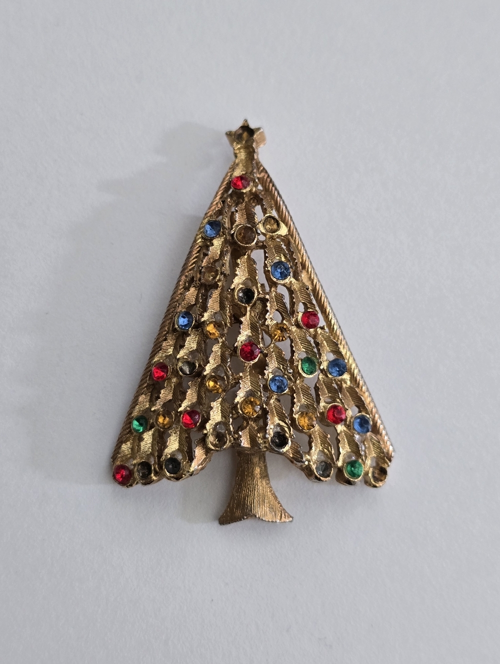 Vintage LJM Christmas Tree Brooch Gold Tone Multicolor Rhinestone Mid Century